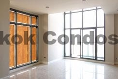 Superb 2 Bedroom Duplex Condo for Sale The Crest Sukhumvit 34_BC00080_1